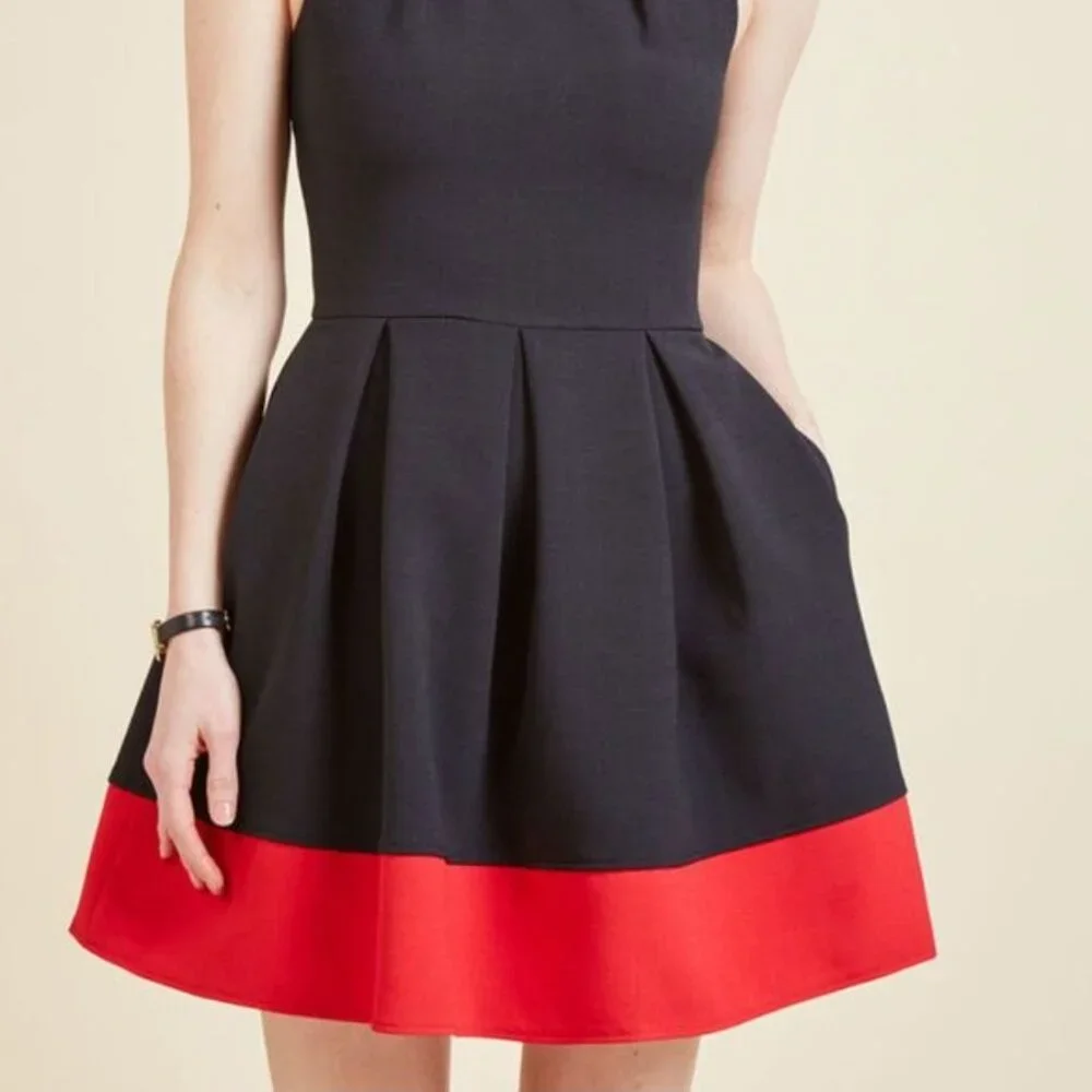 Red and black fit and flare dress - Picture 1 of 8